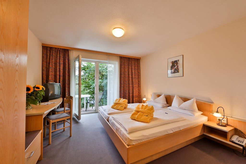 Waldmünchen Sonnenhotel Bayerischer Hof - All Inklusive Angebote Verfuegbar מראה חיצוני תמונה