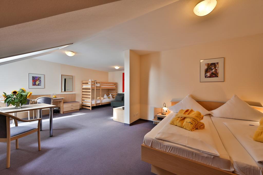 Waldmünchen Sonnenhotel Bayerischer Hof - All Inklusive Angebote Verfuegbar מראה חיצוני תמונה